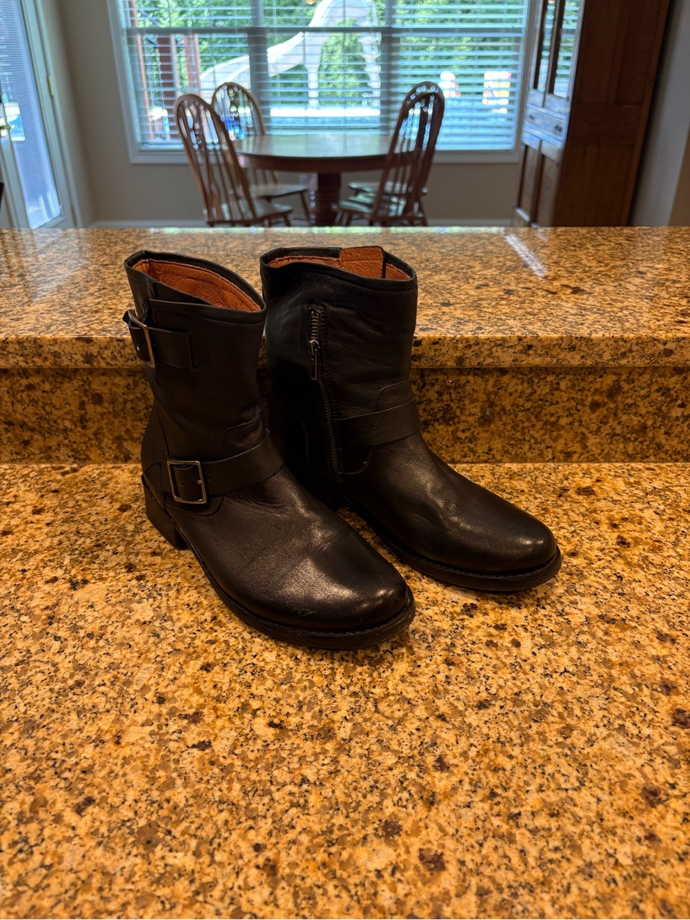 Frye Classic Vicky Engineer Black Leather Mid-Calf Buckle Zip Boots 9.5